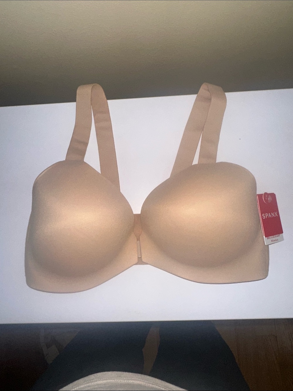 SPANX Nude Front-Close Smooth T-Shirt Bra